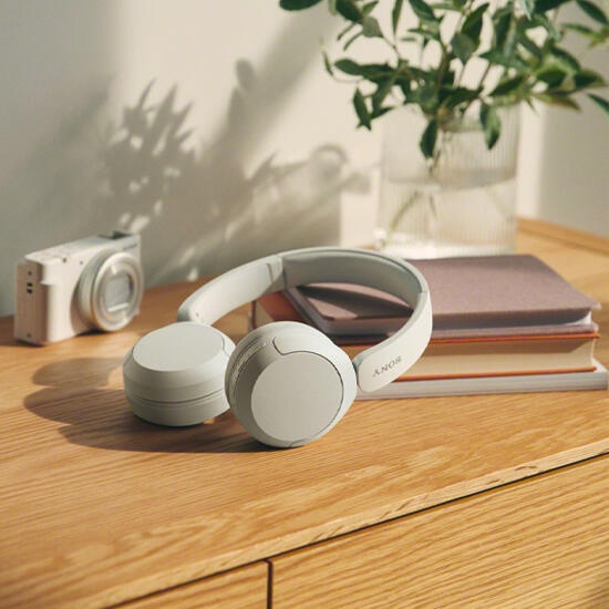 Sony WH-CH520 Wireless Stereo Headset Yellow
