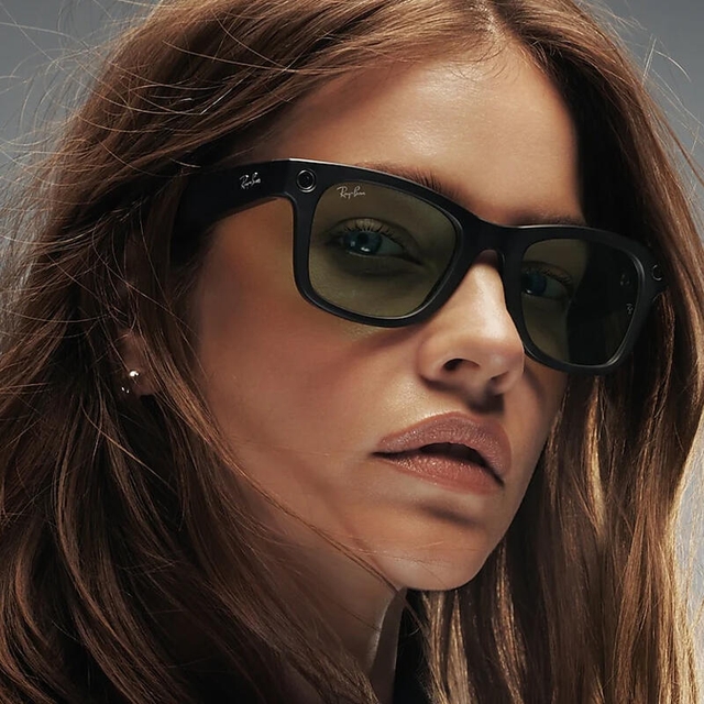 RayBan Meta WayFarer RW4008 Shiny Black/Clear