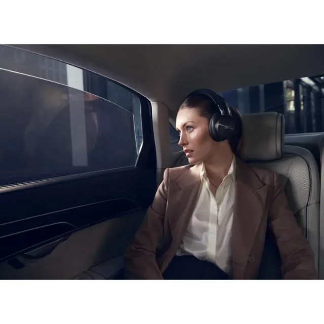 Bang & Olufsen Beoplay H95 Wireless ANC over ear headphones Golden Tone