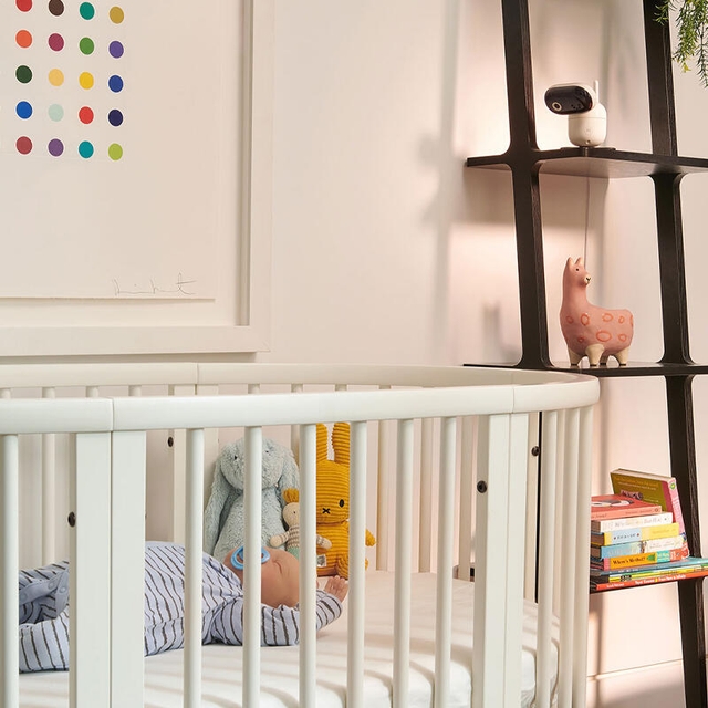 Motorola PIP1510 Video Baby Monitor 5 and Tilt Black/White