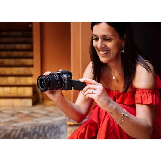 Canon EOS R10 RF-S 18-150mm 5331C048AA Black