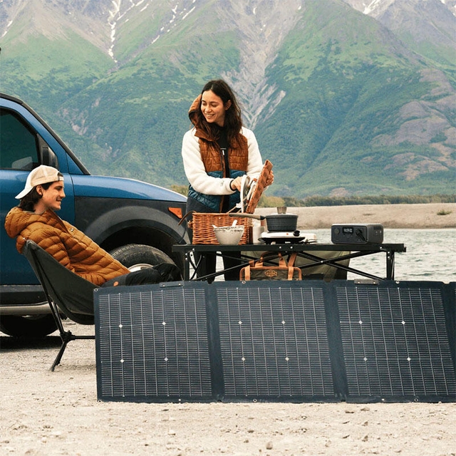 Ecoflow River 3 UPS + 45W TypeC Solar Panel Bundle Black