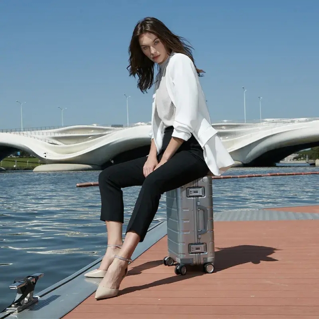 Xiaomi Metal Carry-on Luggage 20 XNA4106GL Silver