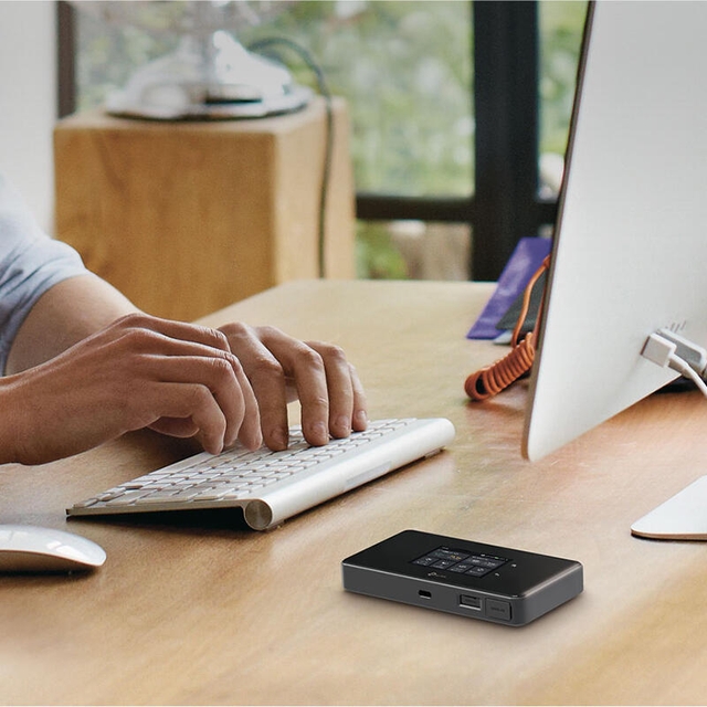 TP-Link Mobile 5G Router M8550 Black