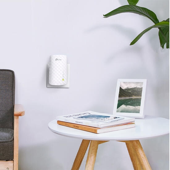 TP-Link RE200 AC750 Wi-Fi Range Extender White